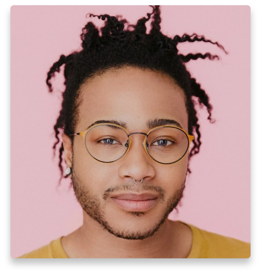 Portrait of Devin-Norelle (ze/zim/zis), an individual living with depression